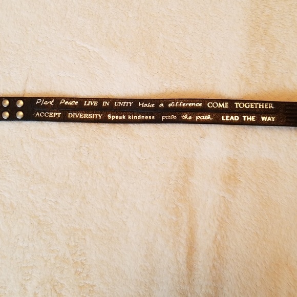 leather Wrap around studded bracelet - Picture 2 of 4